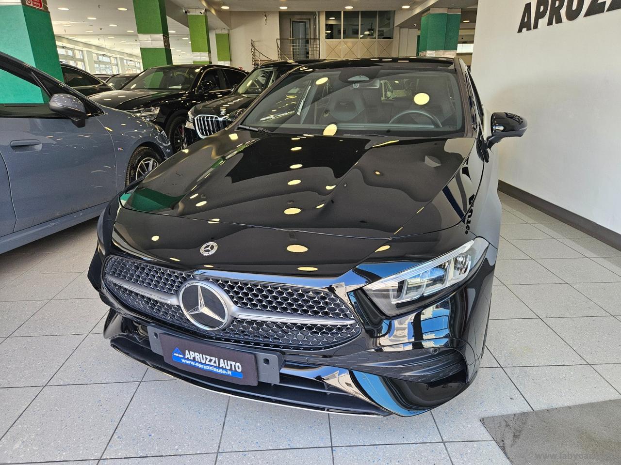 MERCEDES-BENZ A 200 d Automatic Premium Plus AMG Line