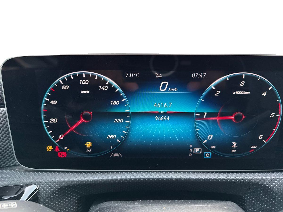 Mercedes-Benz Classe A - W177 2018 - A 180 d Sport auto