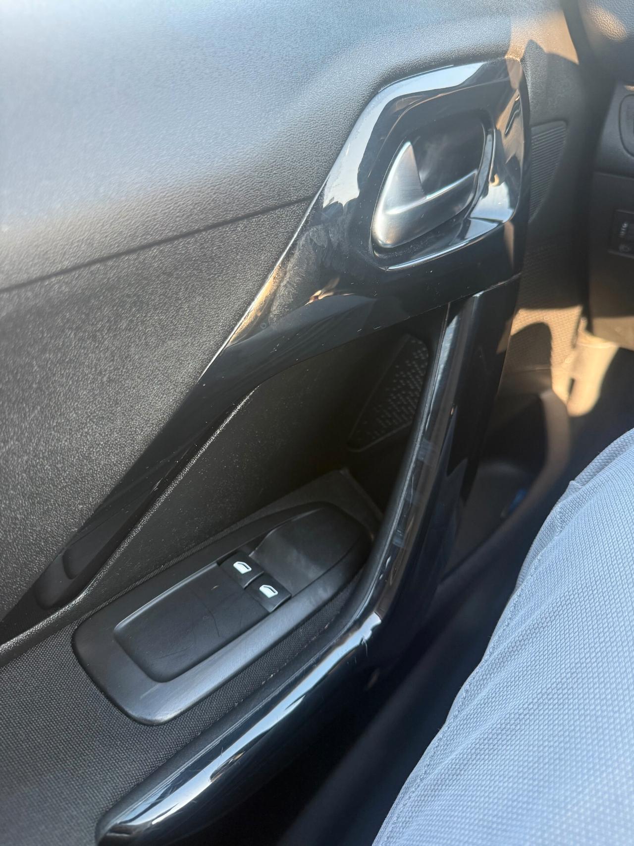 Peugeot 208 PureTech 68 5 porte Active