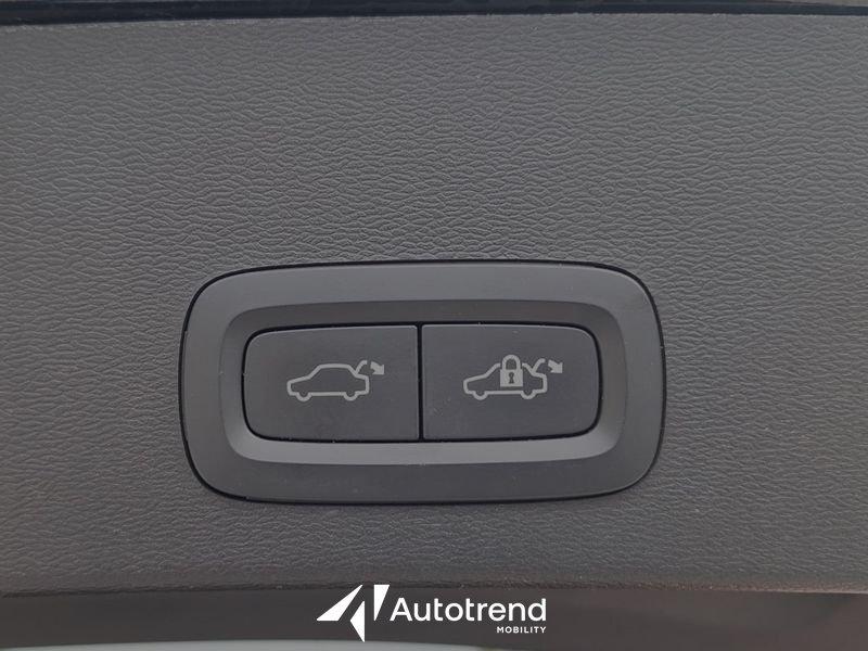 Volvo XC40 T4 129+82 CV Recharge Plug-in Hybrid Automatico Core