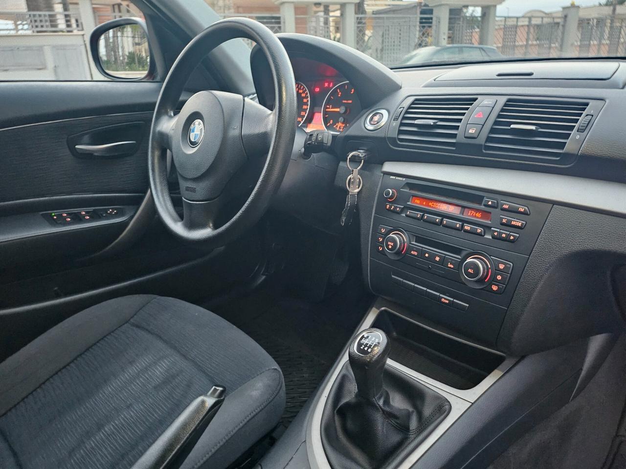 Bmw 116d 5p. serie 1 Urban 2.0d 116cv