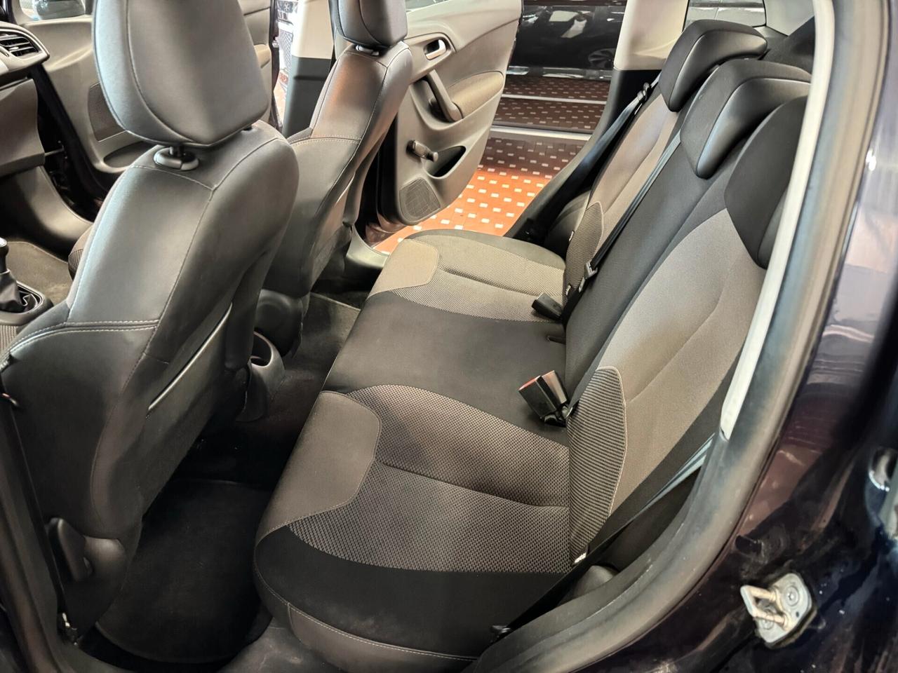 Citroen C3 1.2 PureTech 82 Exclusive - IDEALE PER NEOPATENTATI