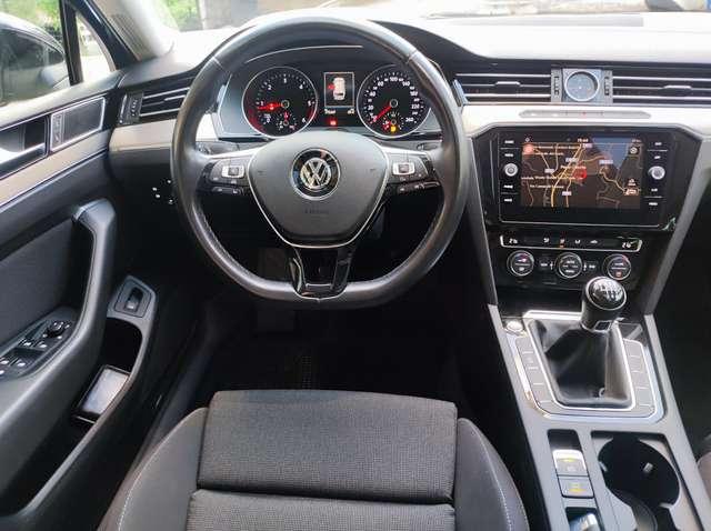 Volkswagen Passat Variant 1.6 tdi 120cv TETTO PANORAMICO