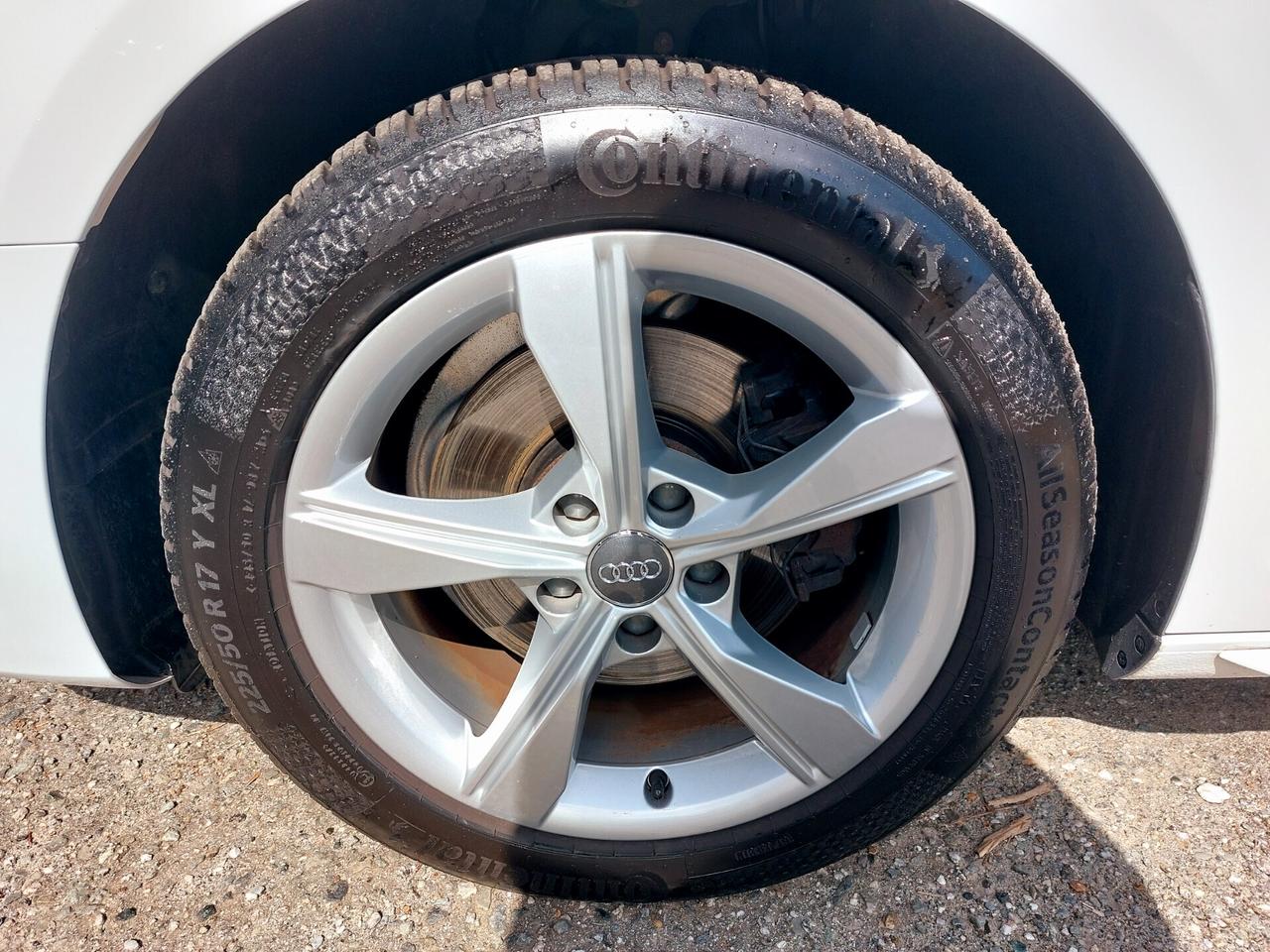 Audi A4 Avant 2.0 TDI 136CV MHEV Advanced - 2020