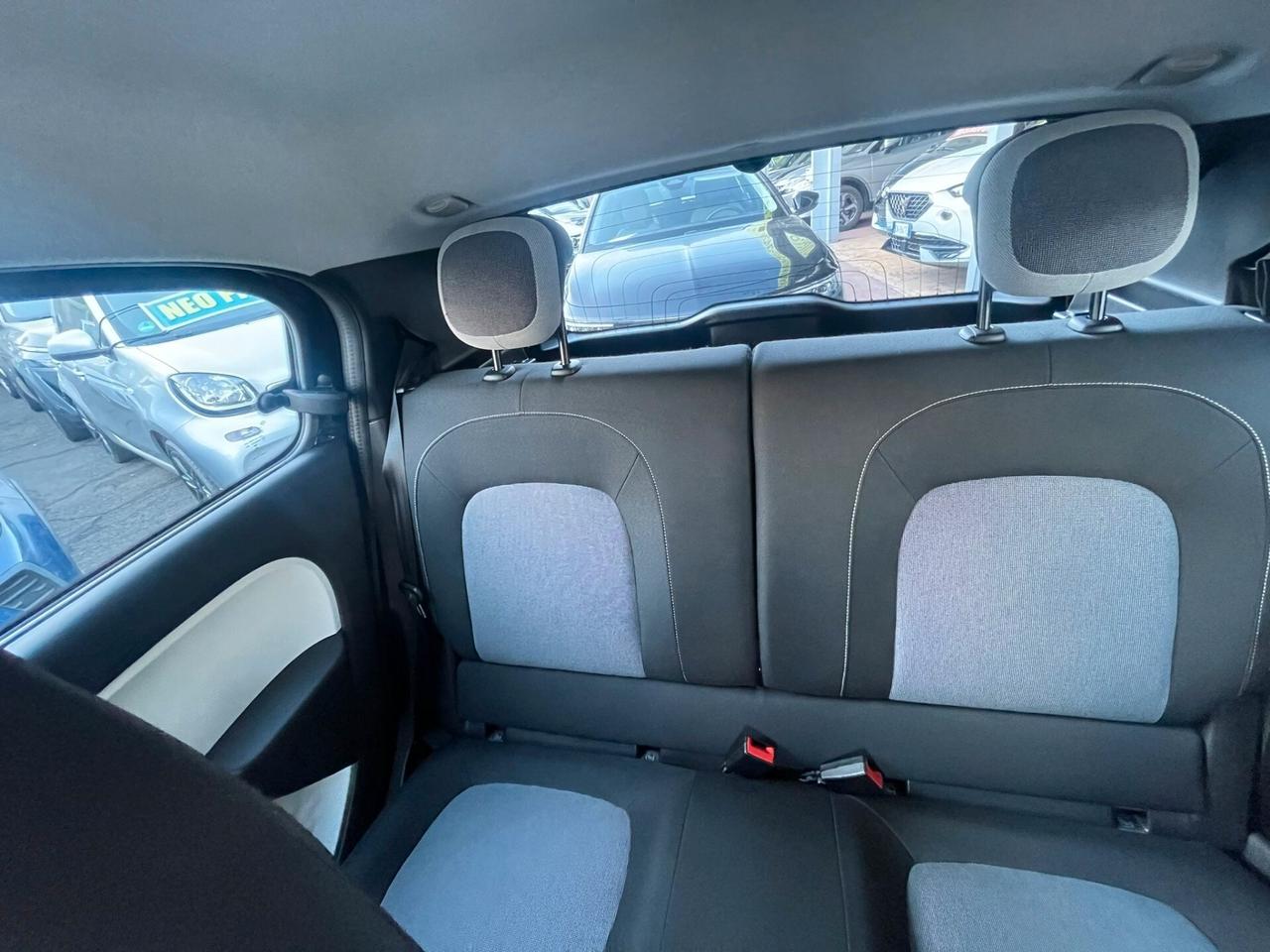 Renault Twingo SCe 65 CV Zen