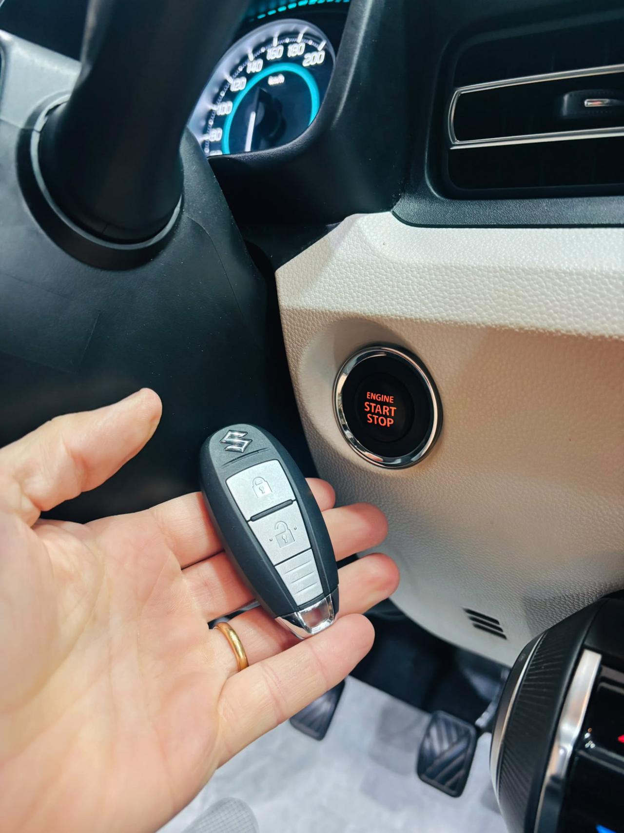 Suzuki Ignis 1.2 Hybrid iTop 4wd allgrip