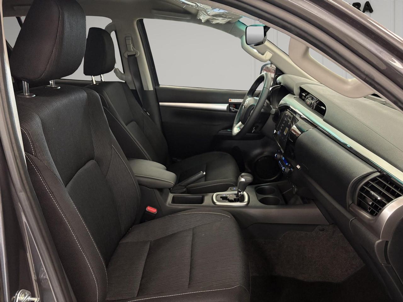 Toyota Hilux MY24 2.4 d-4d double cab Executive