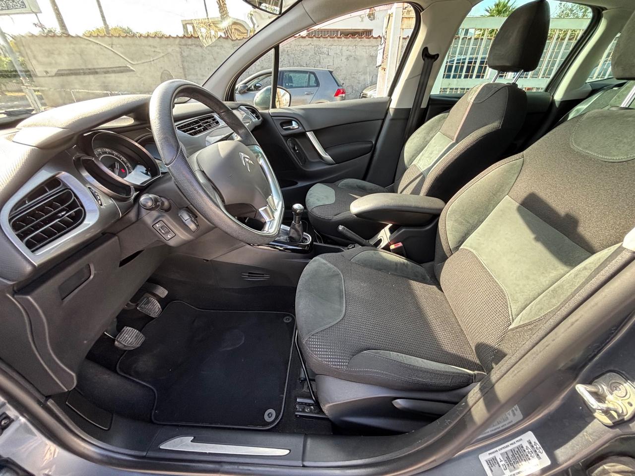 CITROEN C3 1.4 BENZ EXCLUSIVE 60.000KM