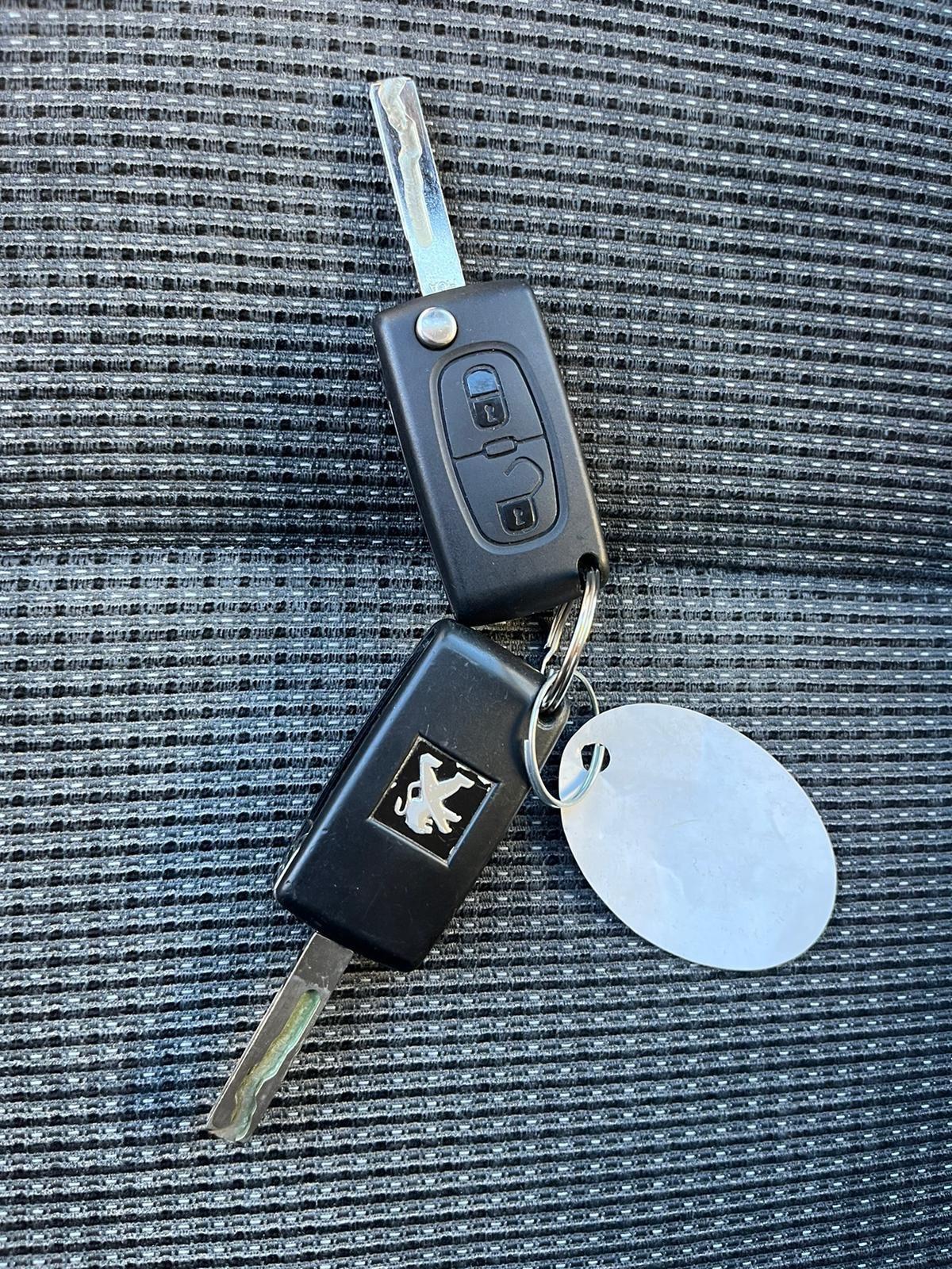 Peugeot 5008 1.6 HDi 112CV Business