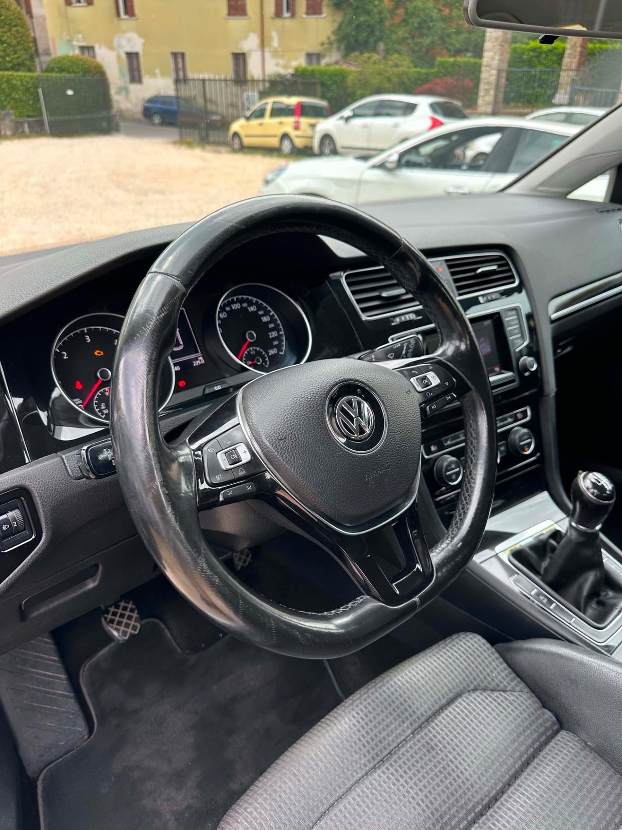 Volkswagen GOLF 2.0 TDI 5p. HIGHLINE SEDILI PELLE KMCERT