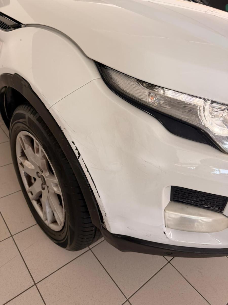 LAND ROVER - Range Rover Evoque - 2.2 TD4 5p. Pure Tech Pack Launch Edition