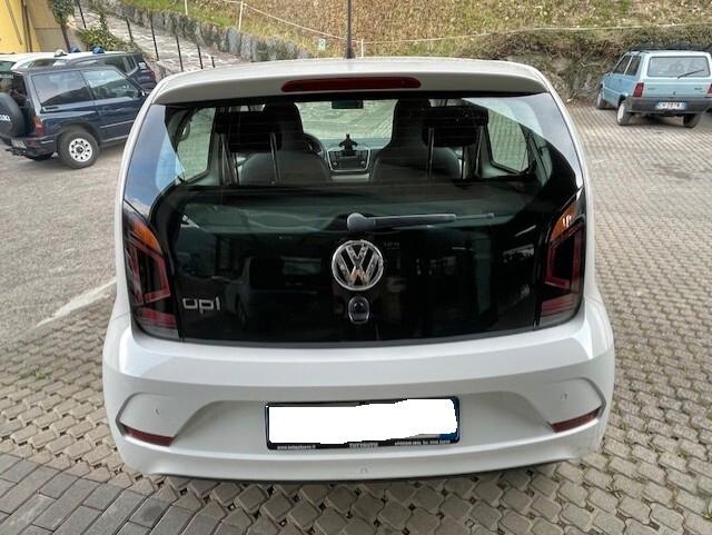 Volkswagen up! 1.0 move BlueMotion Technology ASG 2017