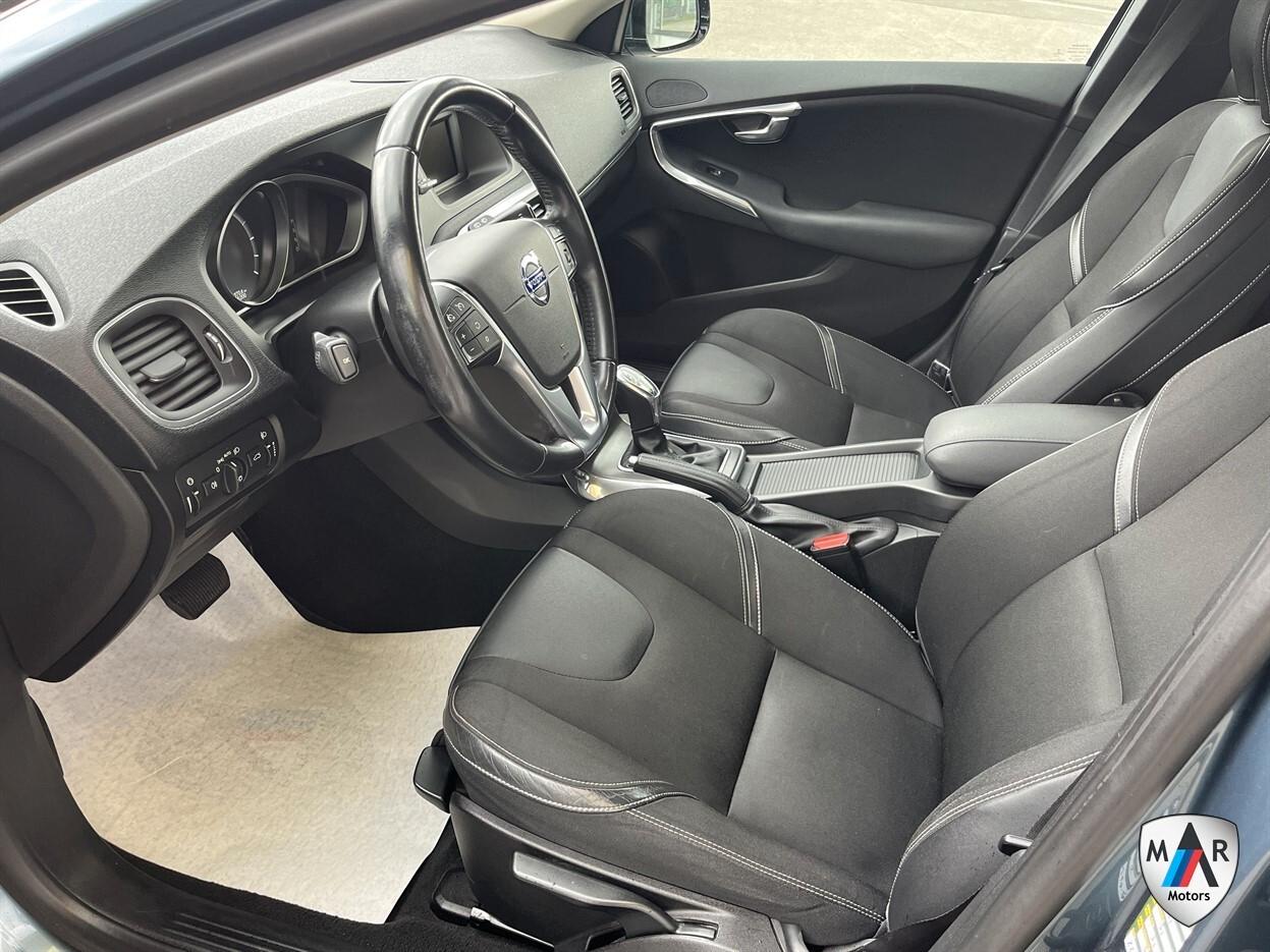 Volvo V40 D3 Geartronic Momentum