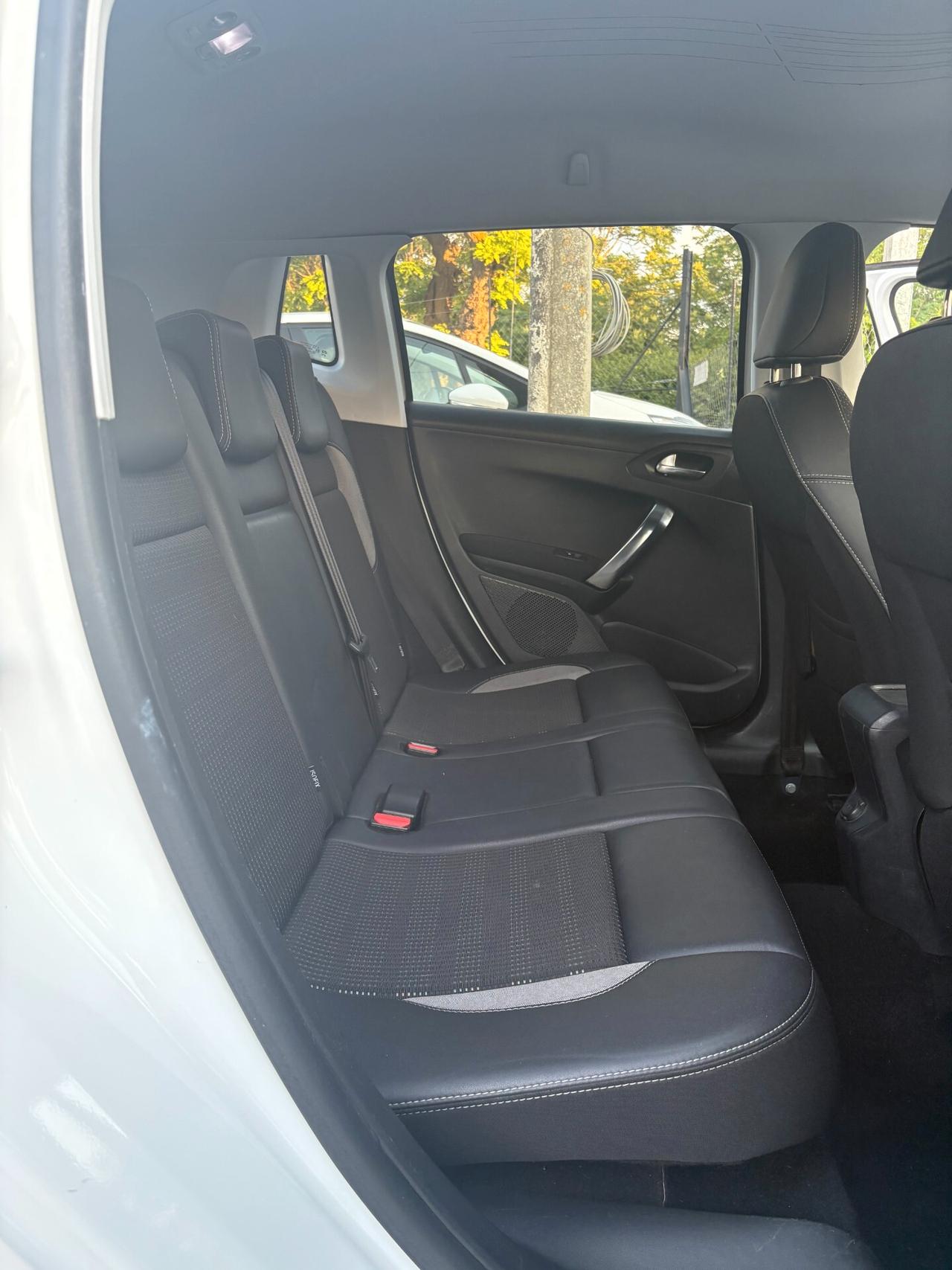 Peugeot 2008 BlueHDi 100 Allure (Gancio Traino)