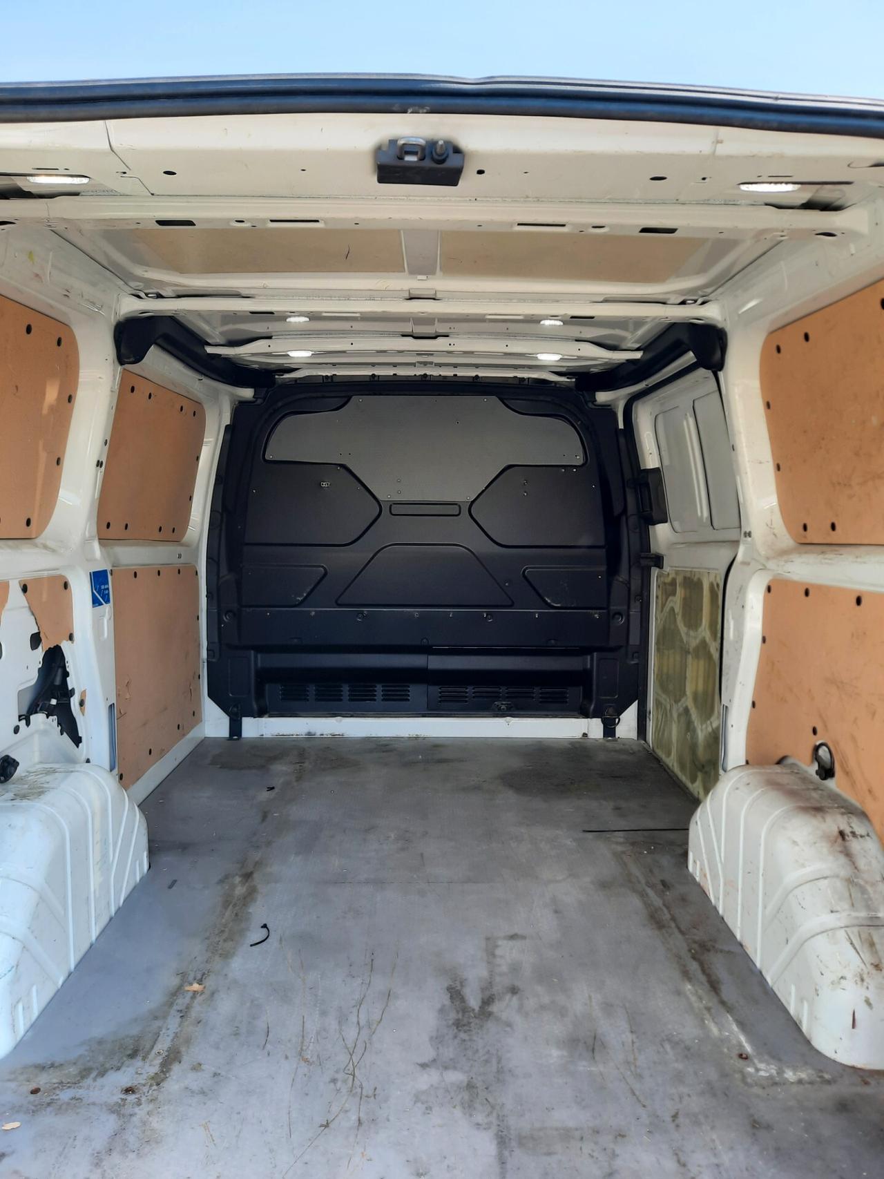FORD TRANSIT CUSTOM SPORT PR. IVATO