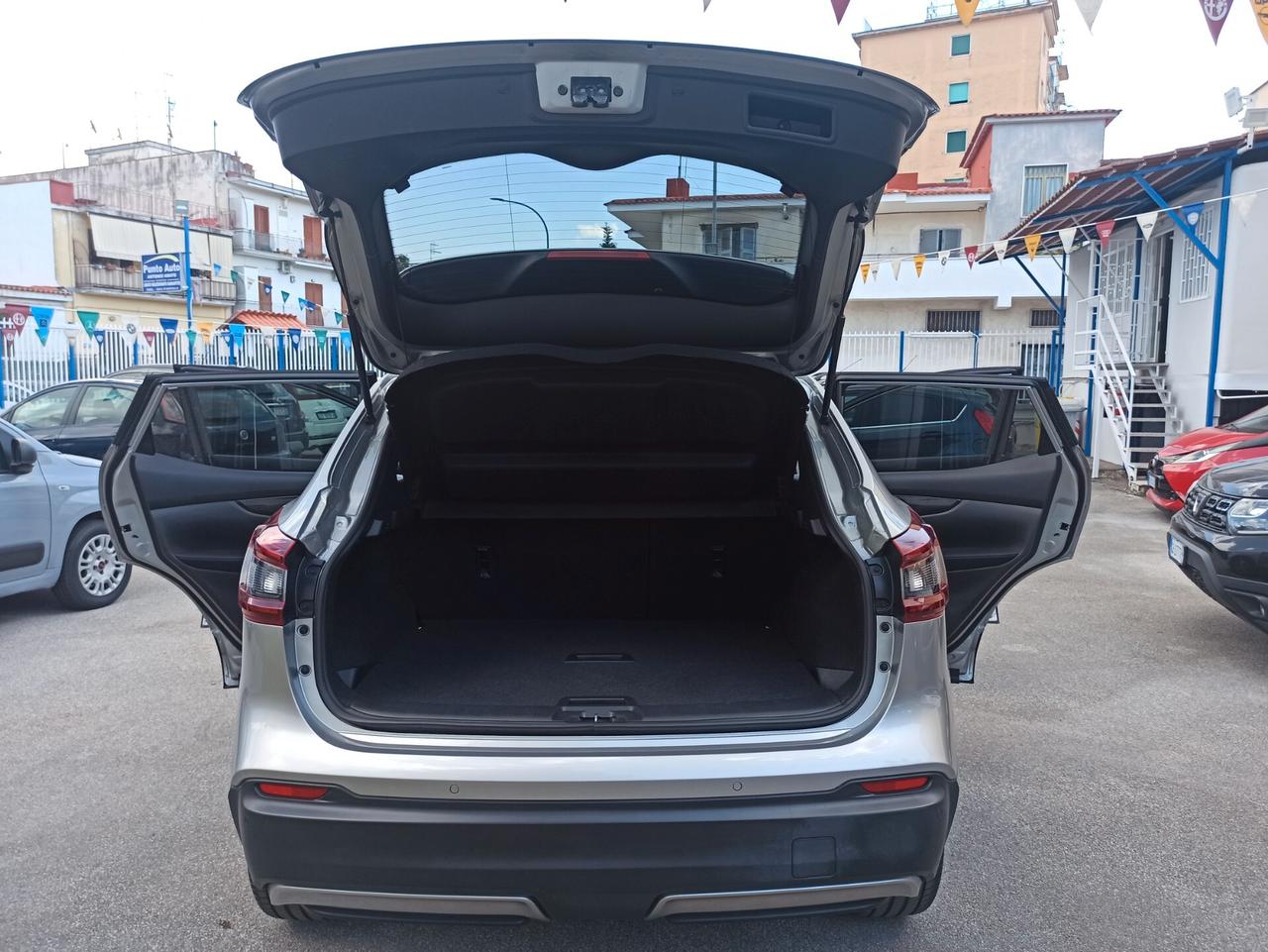 Nissan Qashqai 1.5 dCi 115 CV N-Connecta Tetto Panoramico