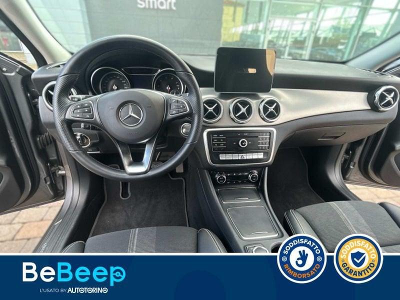 Mercedes-Benz GLA 180 SPORT AUTO