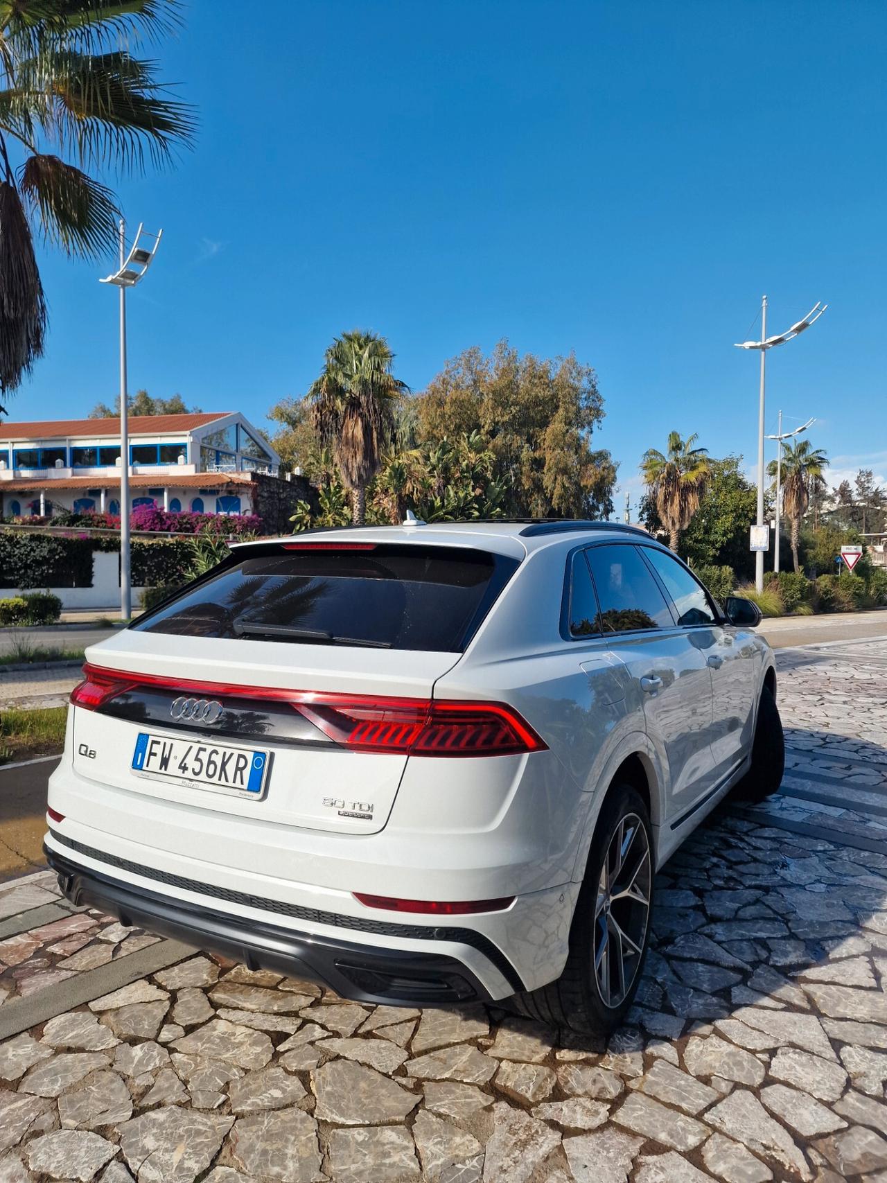 Audi Q8 50 TDI 286 CV quattro tiptronic Sport