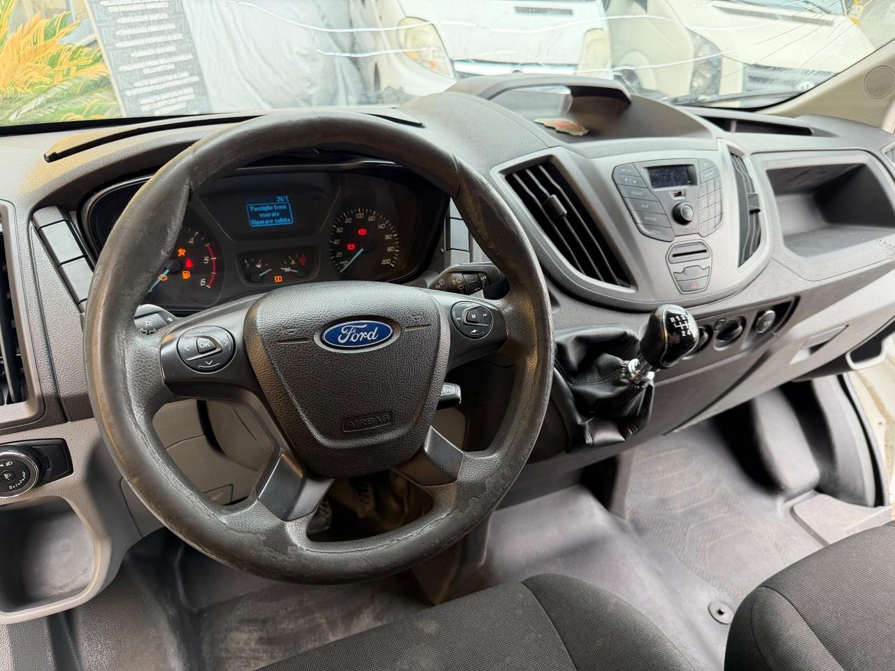 Ford Transit passo medio
