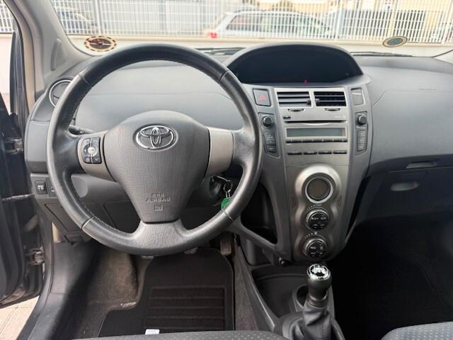 Toyota Yaris 1.0 5 porte Sol 2010