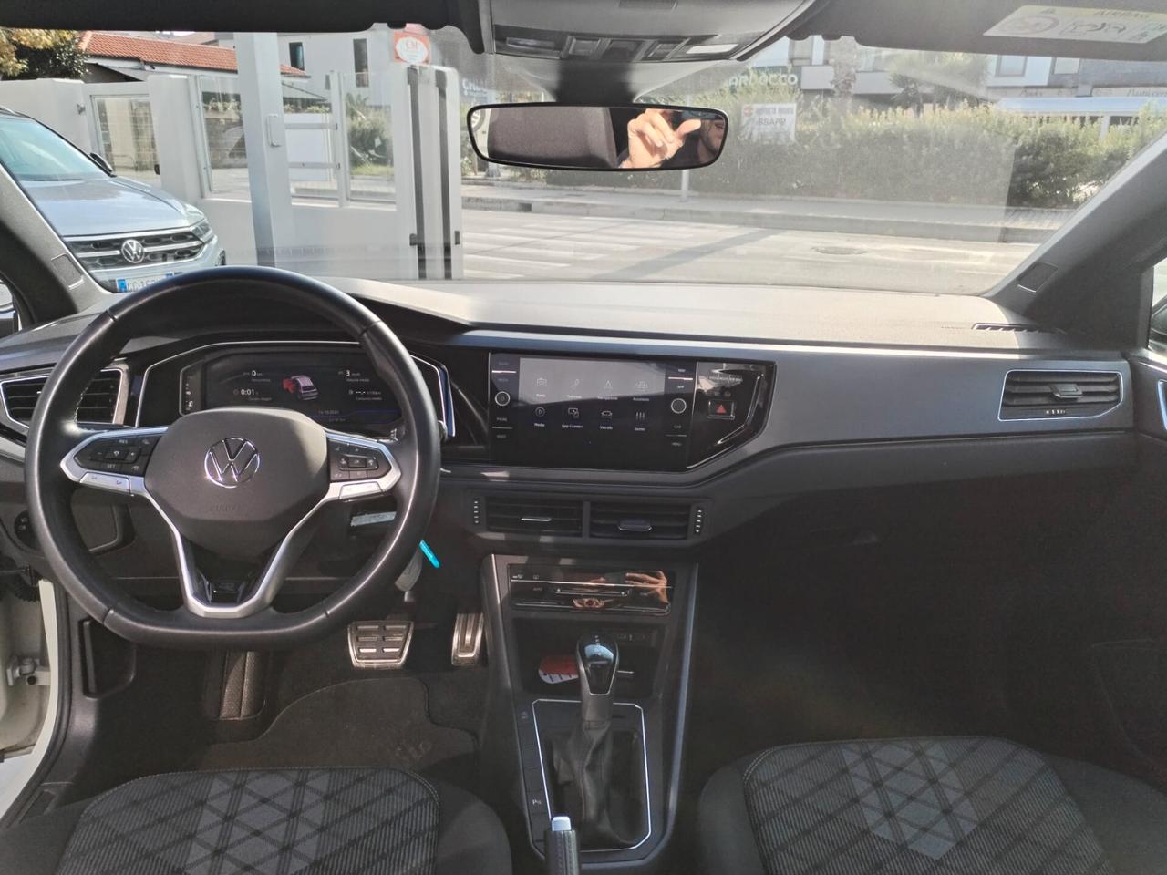 Volkswagen Taigo 1.0 TSI 115 CV DSG R-Line