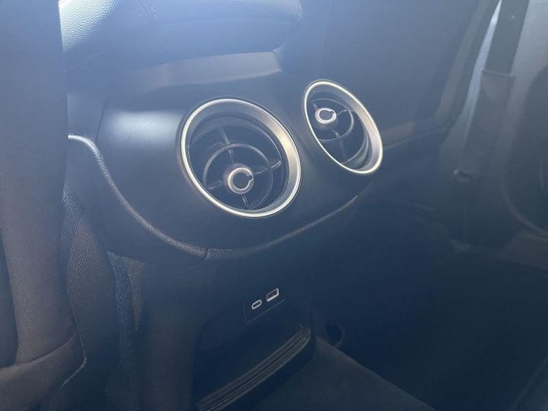 Alfa Romeo Stelvio 2.2 TD 160 CV Super Business AT8 RWD