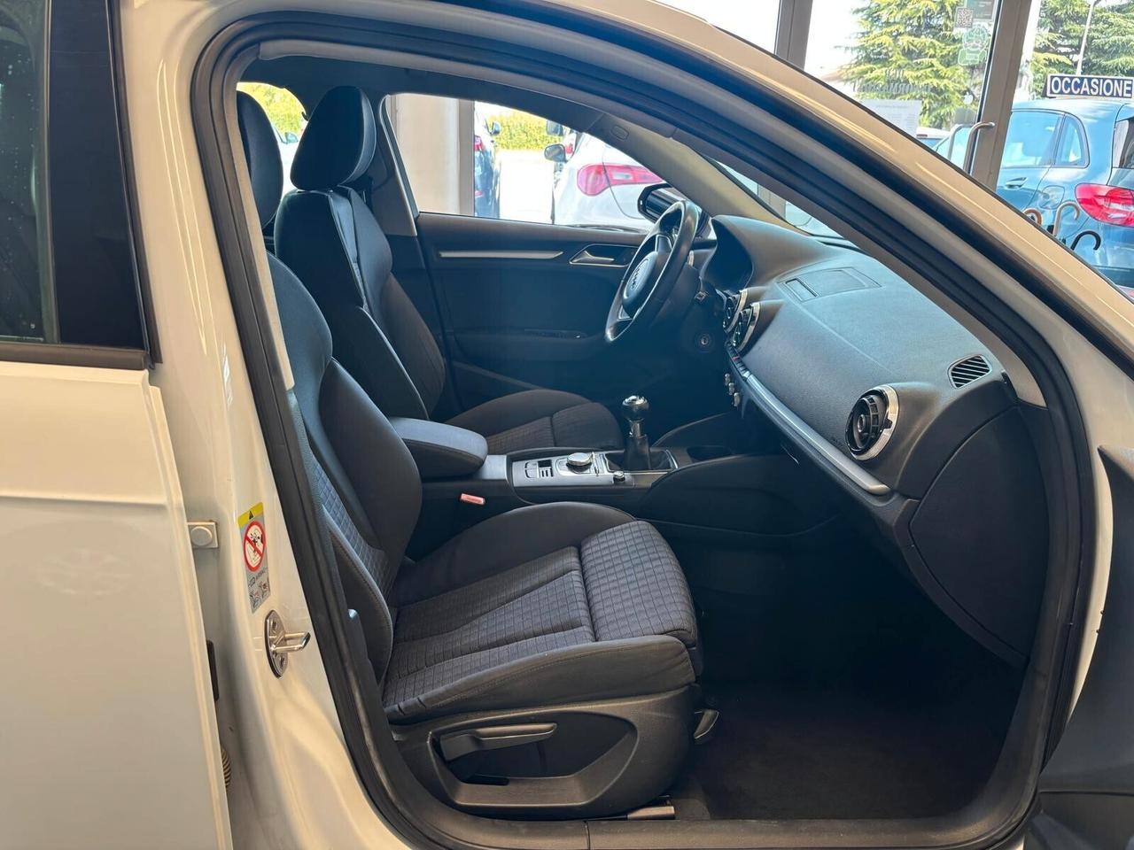 Audi A3 2013 - 1.6 DIESEL 135600 KM