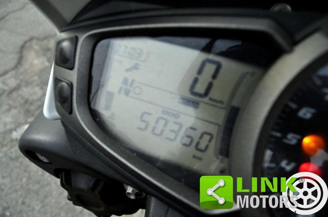 TRIUMPH Speed Triple R 1050