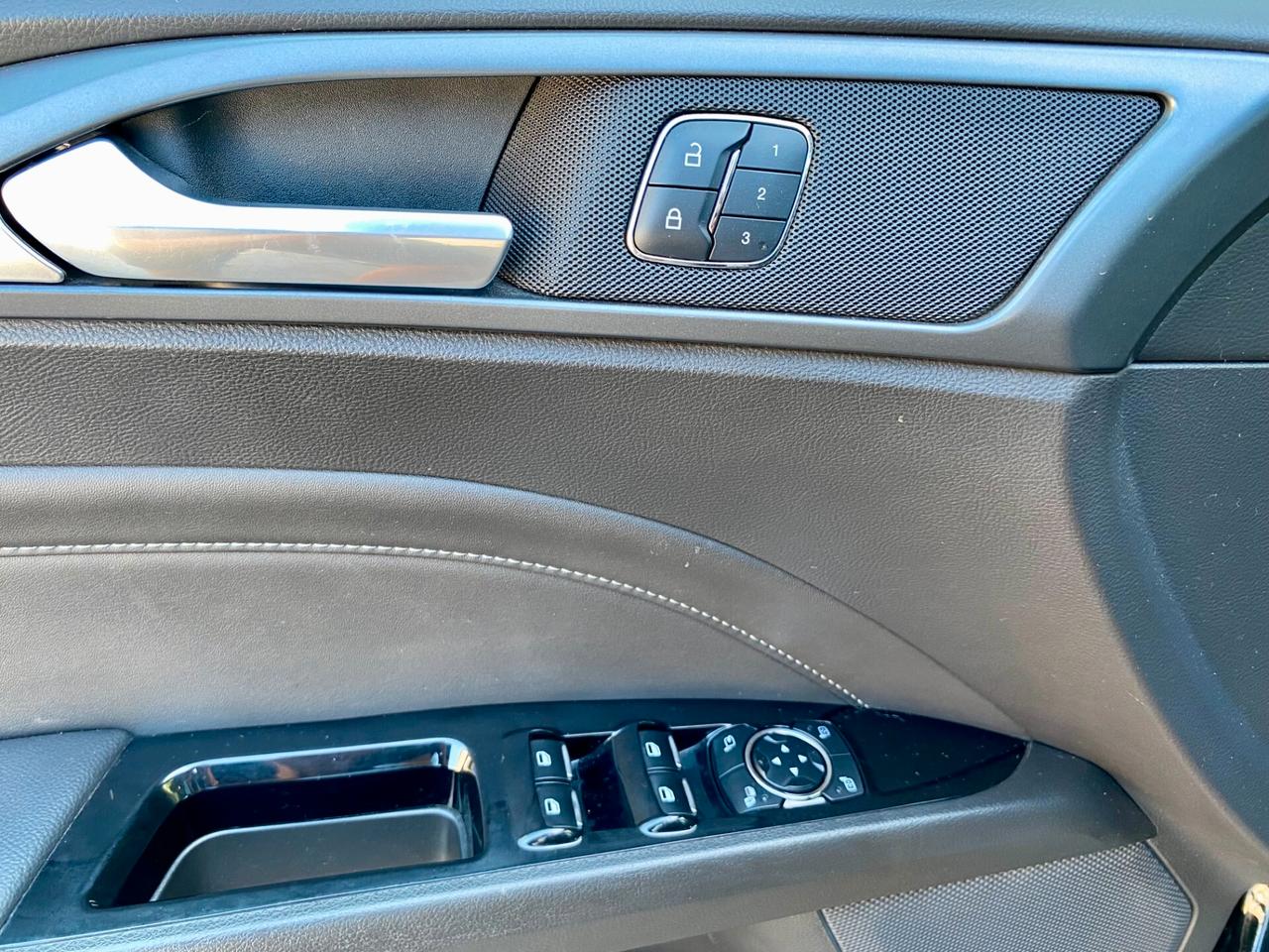 Ford Mondeo SW 2.0 tdci Titanium s Powershift 180cv