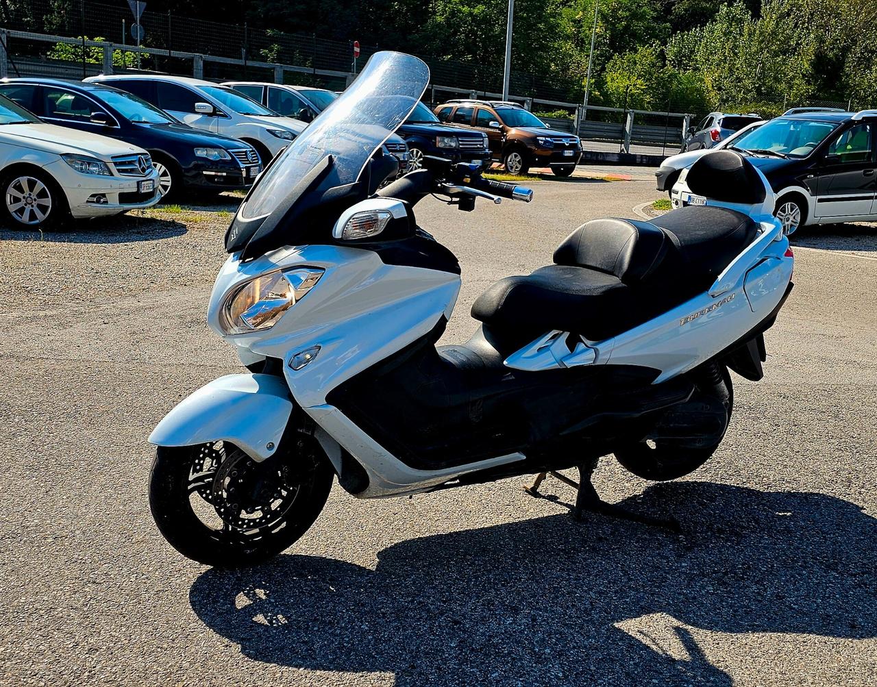 Suzuki Burgman 650