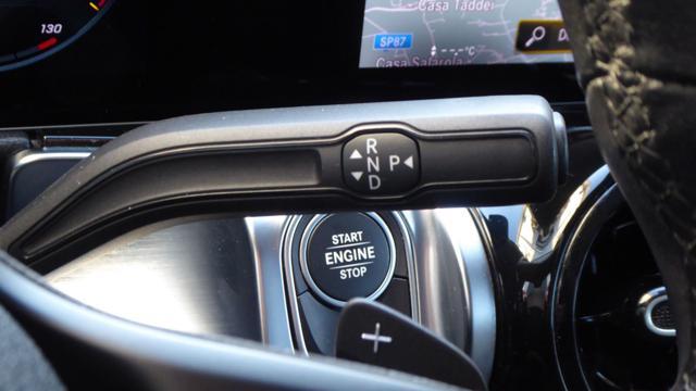 MERCEDES-BENZ GLB 200 d Automatic Sport