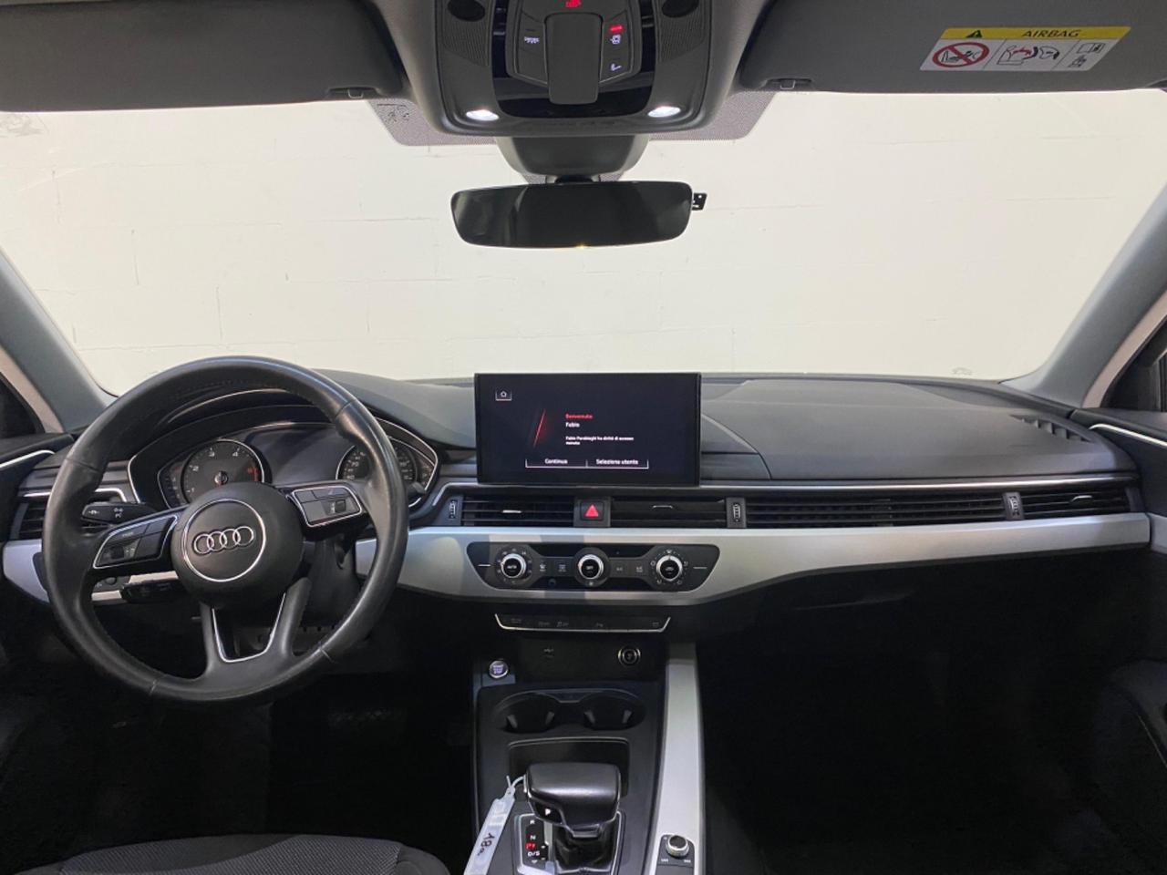 Audi A4 40 TDI quattro S tronic Business