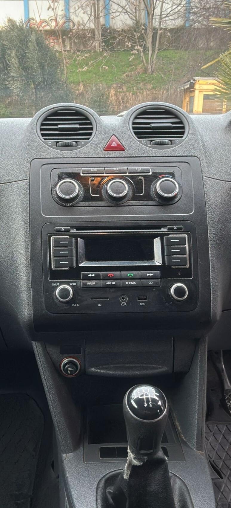 Volkswagen Caddy 2.0 Ecofuel 3p. Economy Van