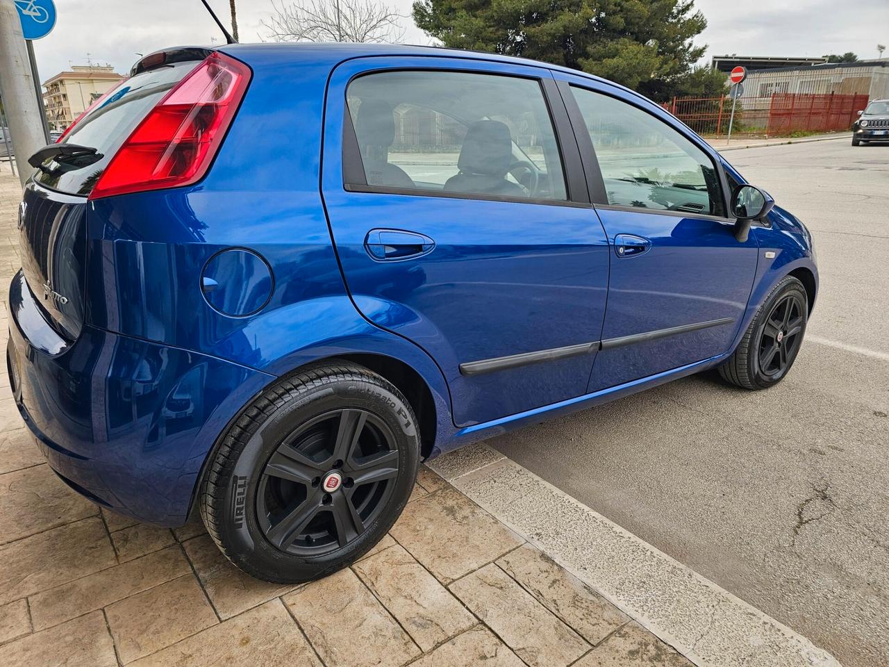 FIAT GRANDE PUNTO 1.3 MJT 75CV DYNAMIC