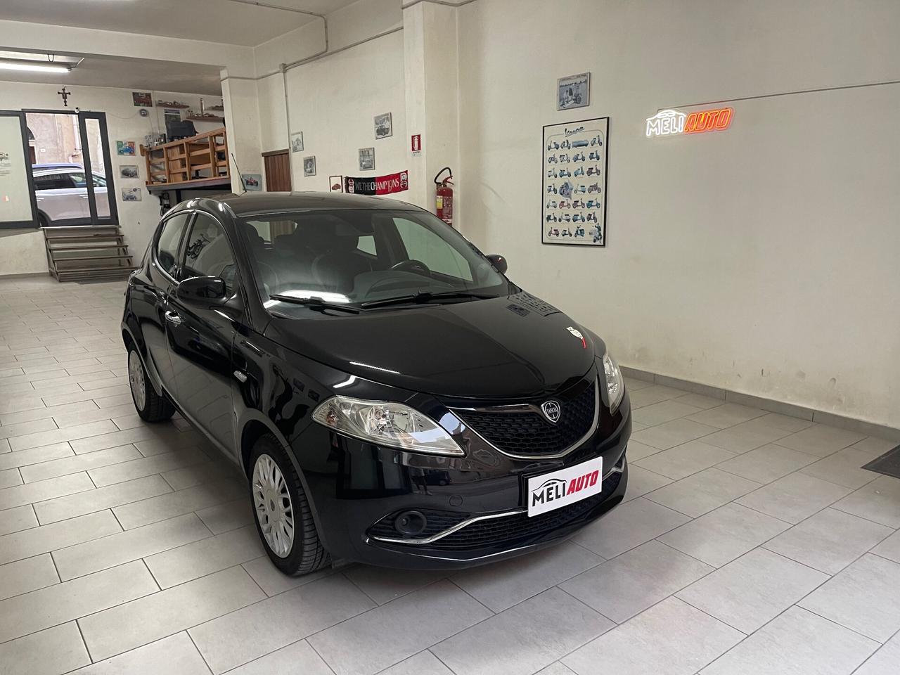 Lancia Ypsilon 1.2 Benzina 69 CV Platinum
