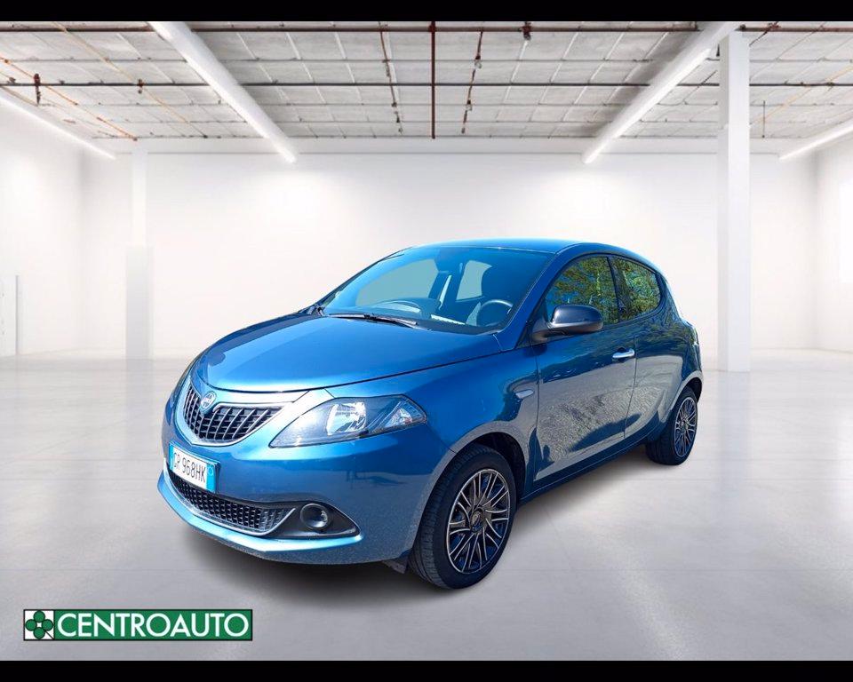 LANCIA Ypsilon 1.0 firefly hybrid Gold s&s 70cv 5p.ti del 2024
