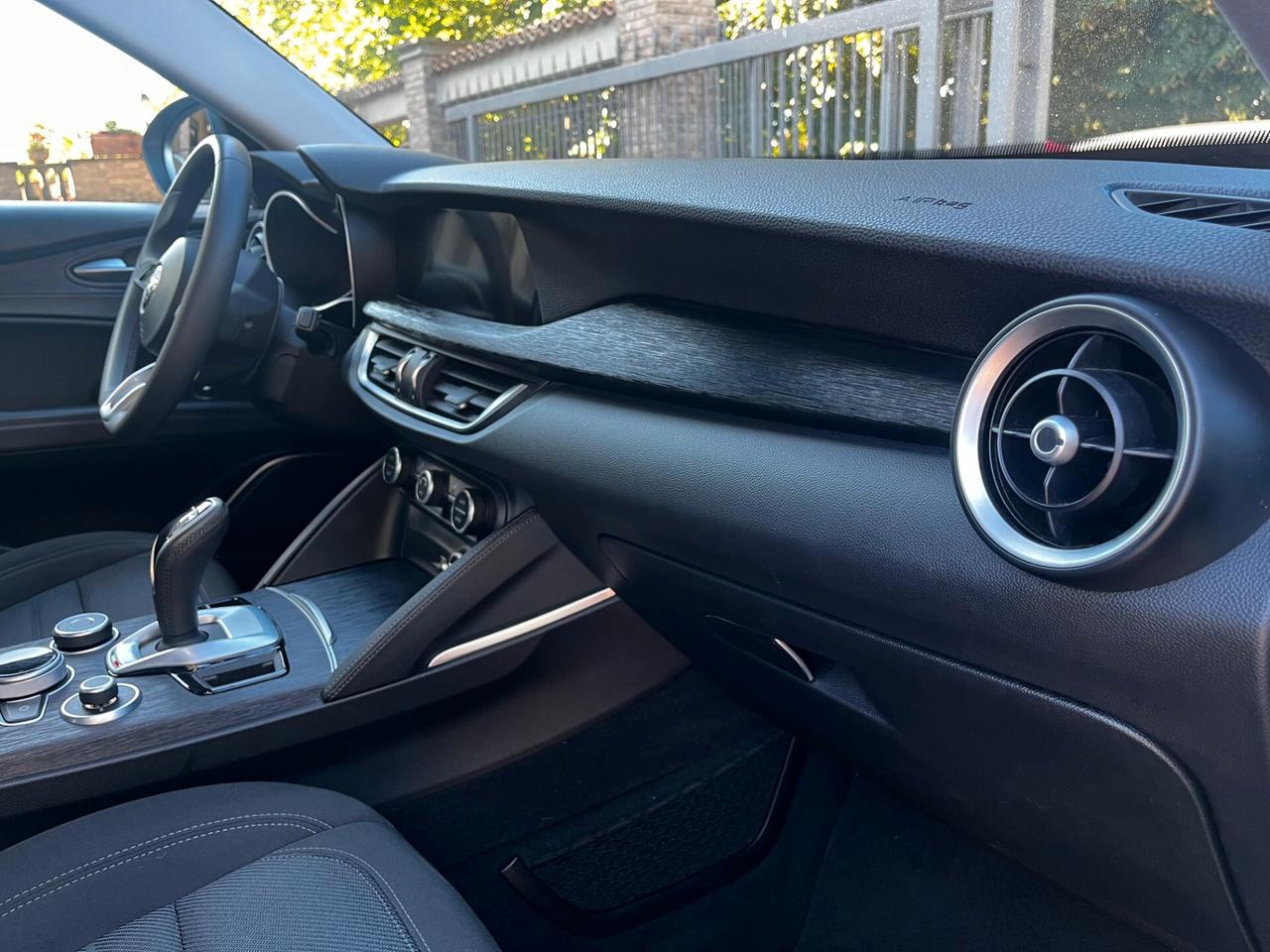 Alfa Romeo Stelvio 2.2 Turbodiesel 160 CV AT8 RWD Super Business