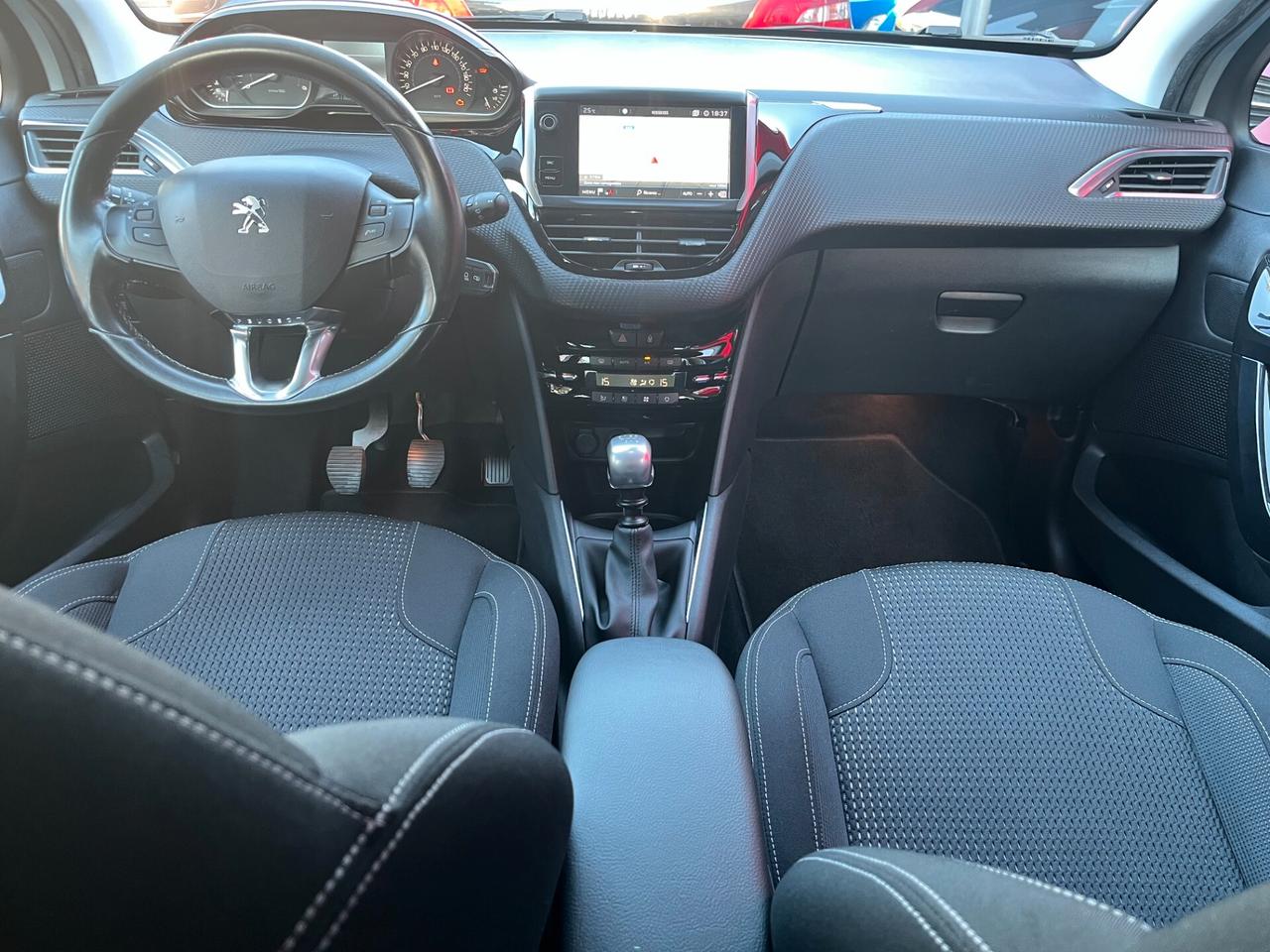 Peugeot 208 BlueHDi 100 S&S 5 porte Allure