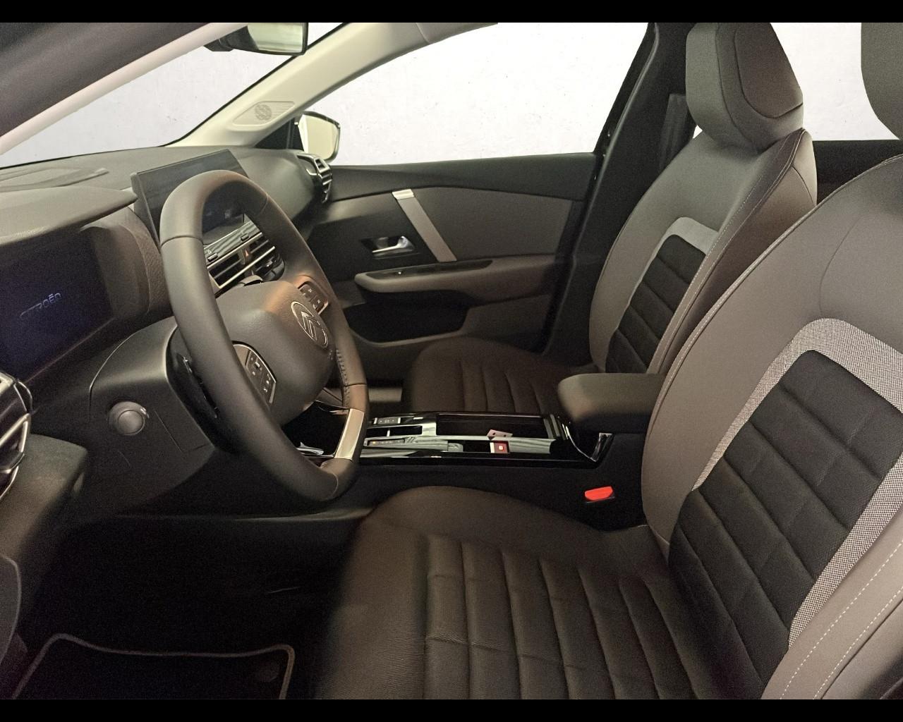 CITROEN C4 Hybrid 145 cv Automatico - COLLECTION