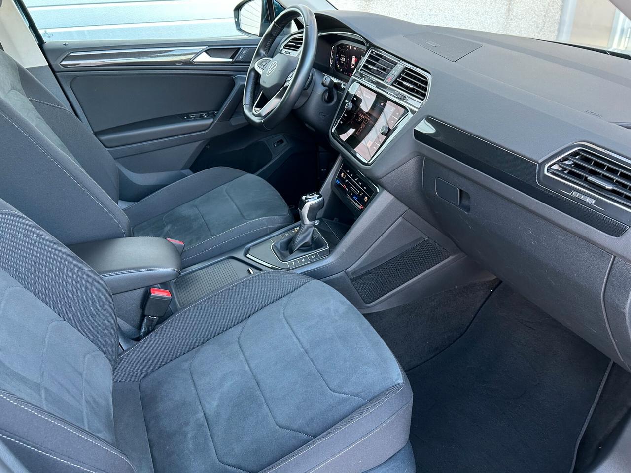 Volkswagen Tiguan 2.0 TDI 150 CV SCR DSG Elegance