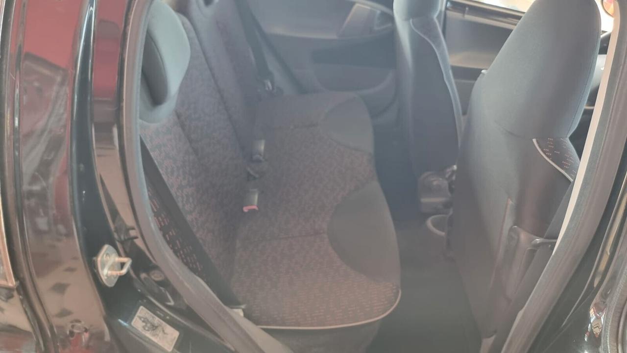 Peugeot 107 1.0 68CV 5p. Allure