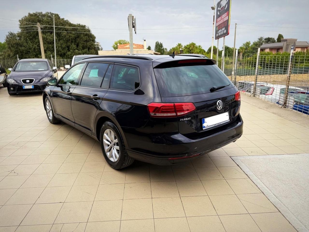 Volkswagen Passat Variant 1.6 TDI Trendline BlueMotion Technology