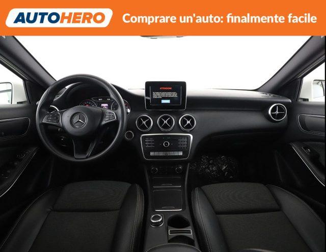 MERCEDES-BENZ A 180 d Automatic Business