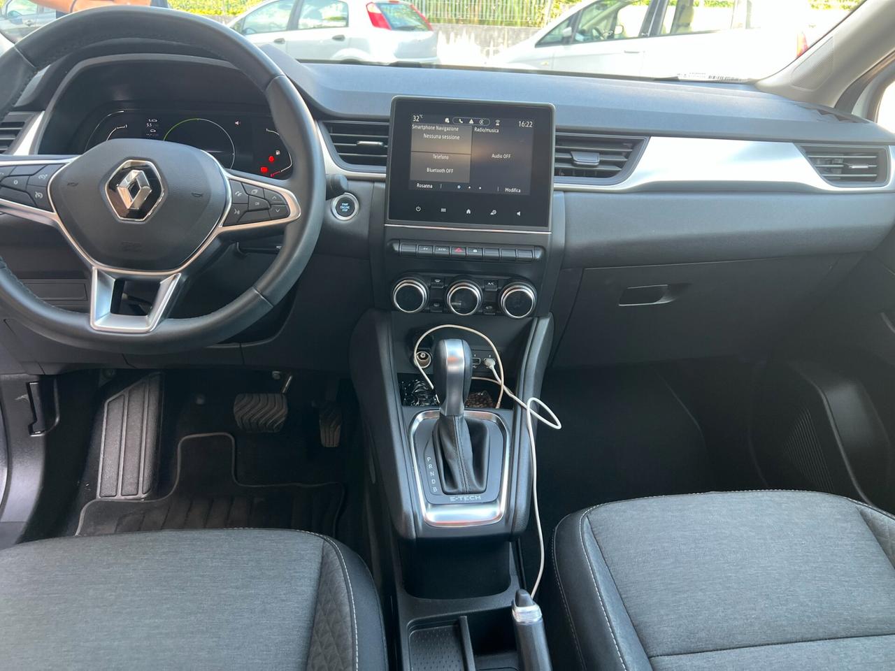 Renault Captur Full Hybrid E-Tech 145 CV Business