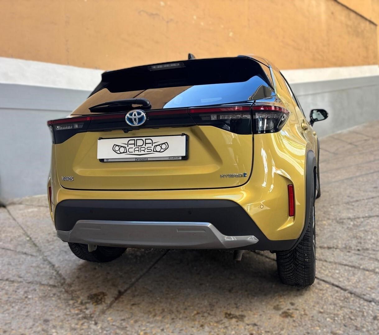 TOYOTA YARIS CROSS HYBRID 1.5 PREMIERE