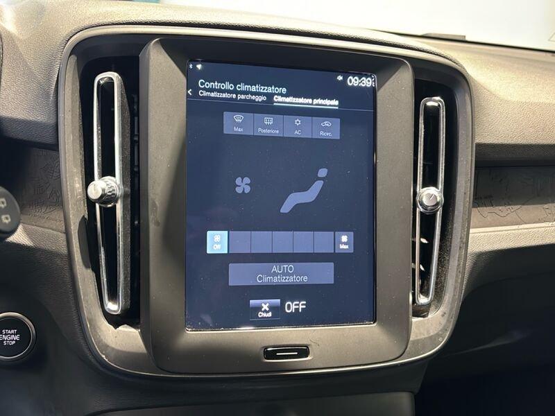 Volvo XC40 T2 automatico Essential