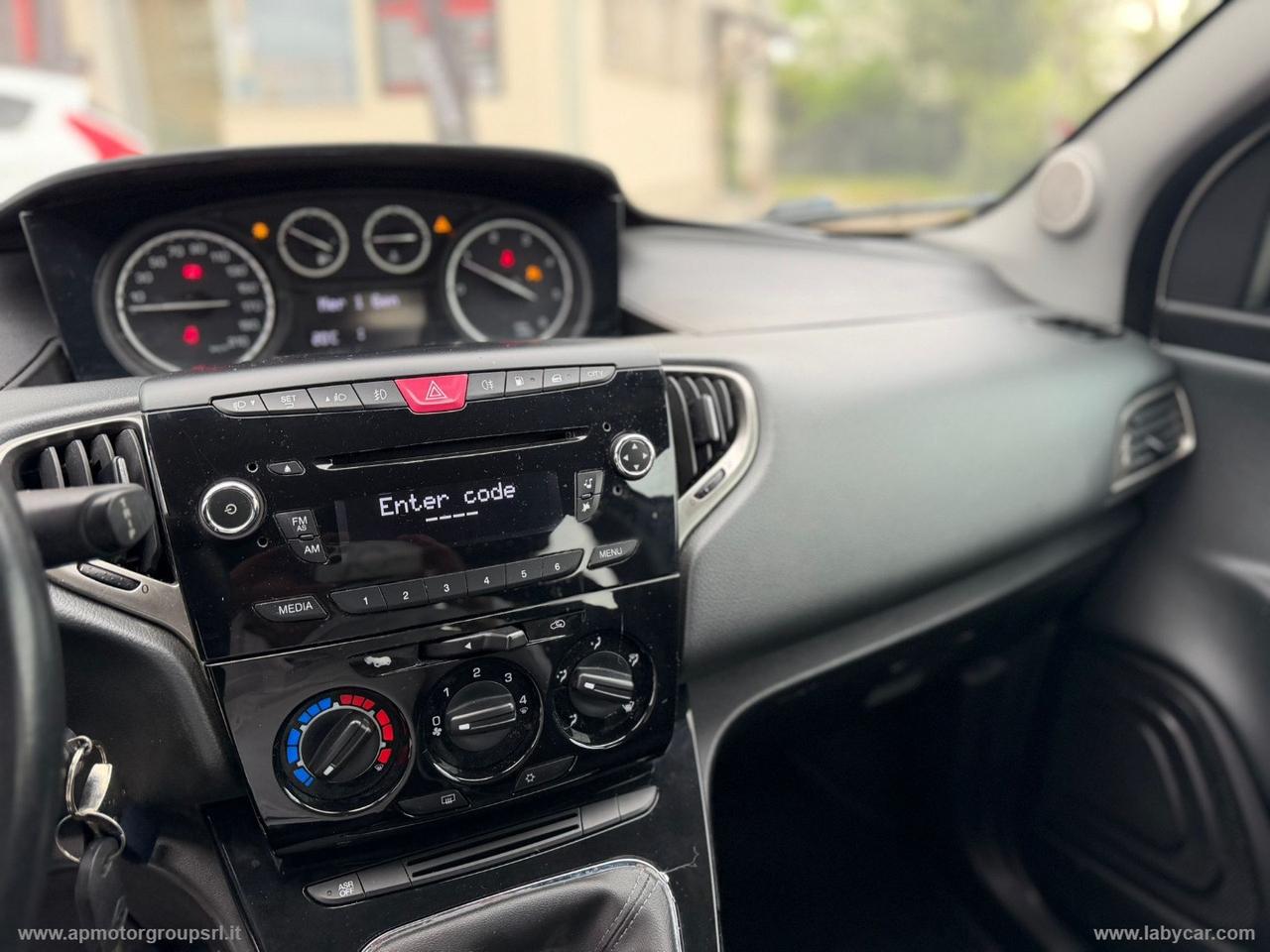 LANCIA Ypsilon 1.3 MJT 95 CV 5p. S&S Gold