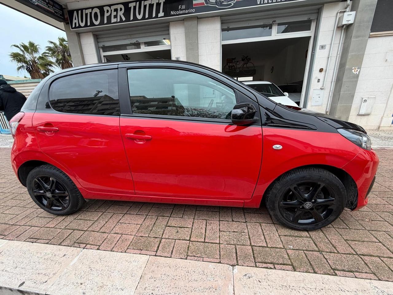 Peugeot 108 5 porte Allure 16.000KM