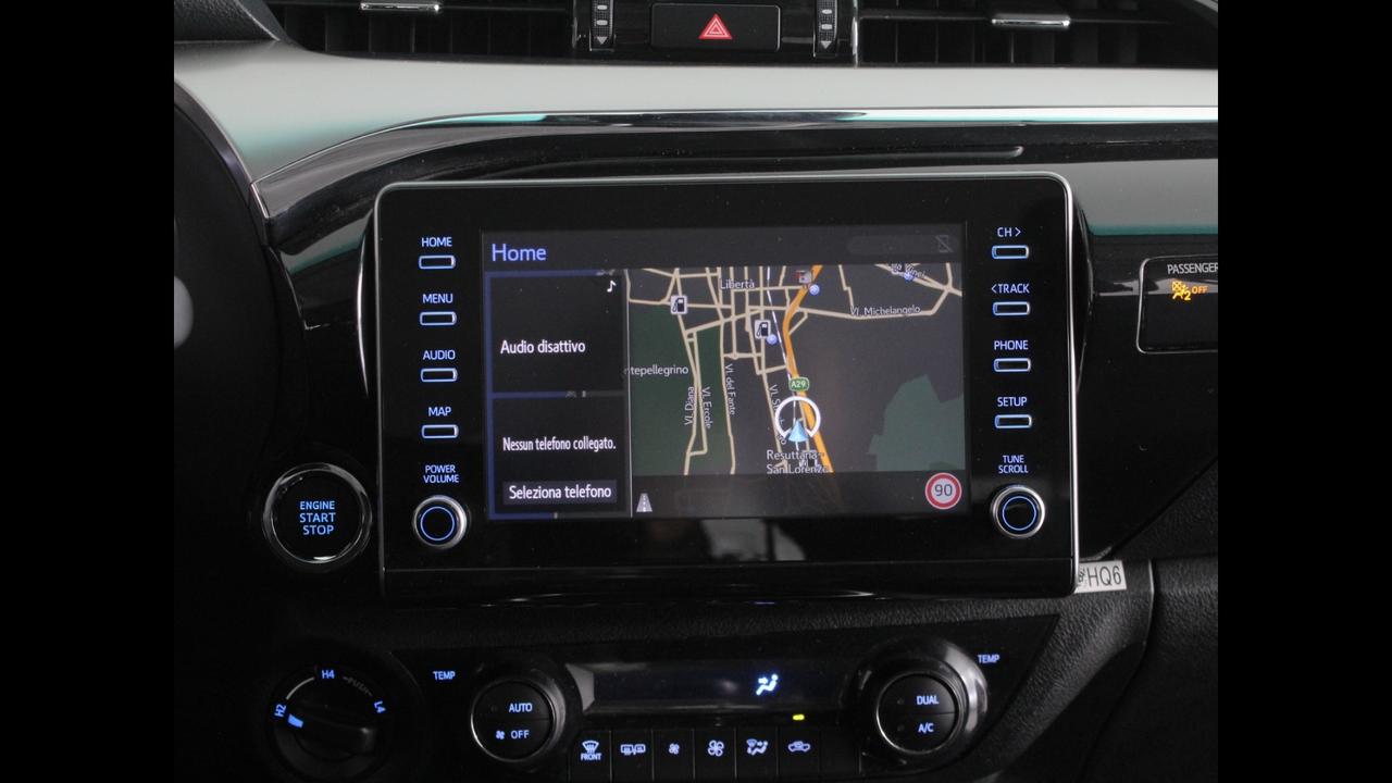 TOYOTA Hilux IV 2019 - Hilux 2.4 d-4d C&C 4x2 Hilux my19