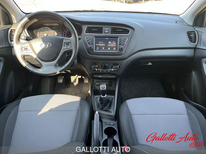 Hyundai i20 1.2 MPI 75cv Connect Line
